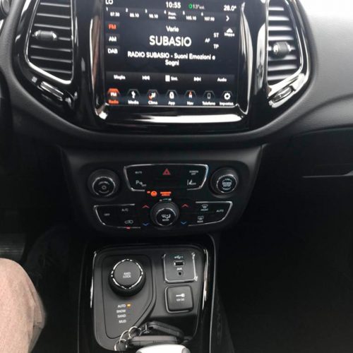 agenzia-oltre_noleggio-auto_IMG-20190404-WA0012